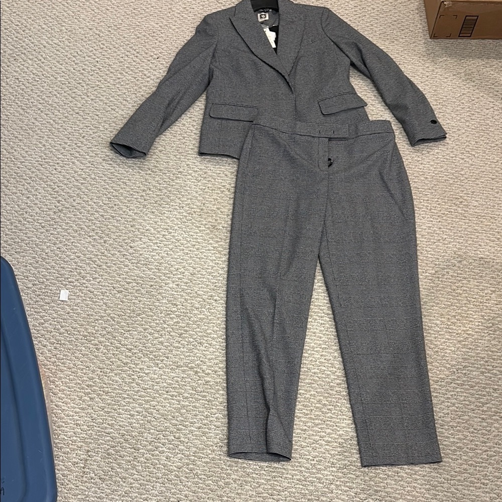 Anne Klein Gray Professional Pantsuit Tailored Fit